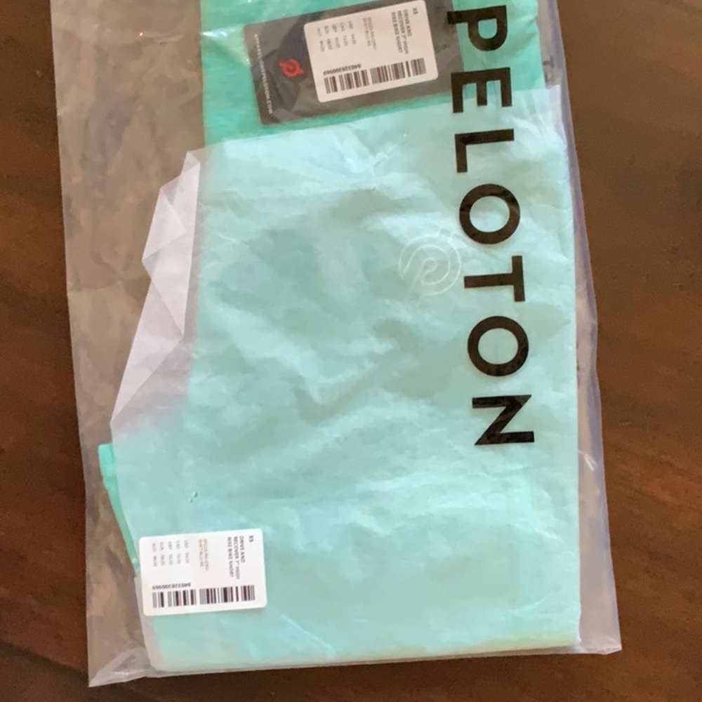 NWT Peloton bike shorts